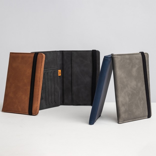 Porta Passaporte em Couro Sintético com Personalização